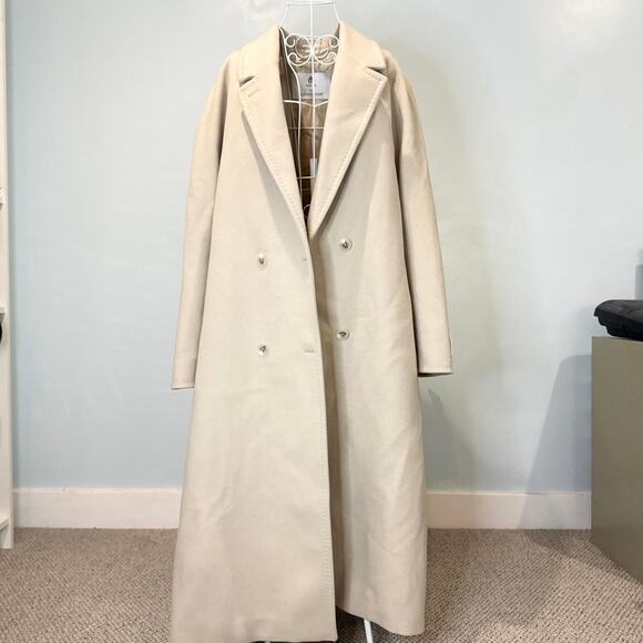 Aritzia Babaton Virgin Wool ‘The Slouch Coat”- NWOT - Picture 1 of 8